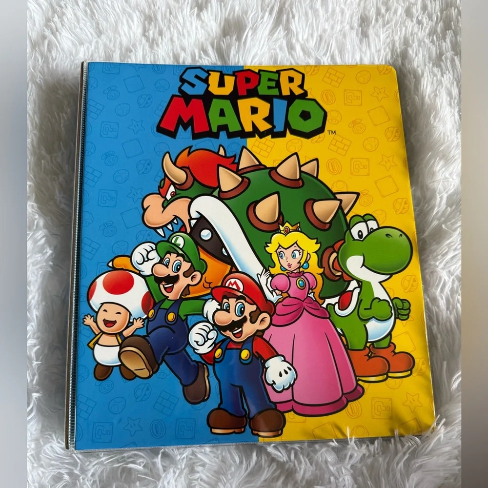 Nintendo Super Mario Binder with Super Mario notepad